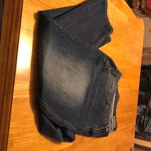 Women’s Plus Size 24 Reg. Nicely Distressed Jeans